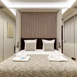  Apartment 327 Le Marais - Superb In