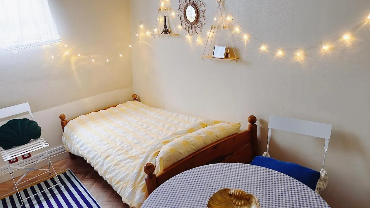 Scandal - Atelier Studio Paris Apartment